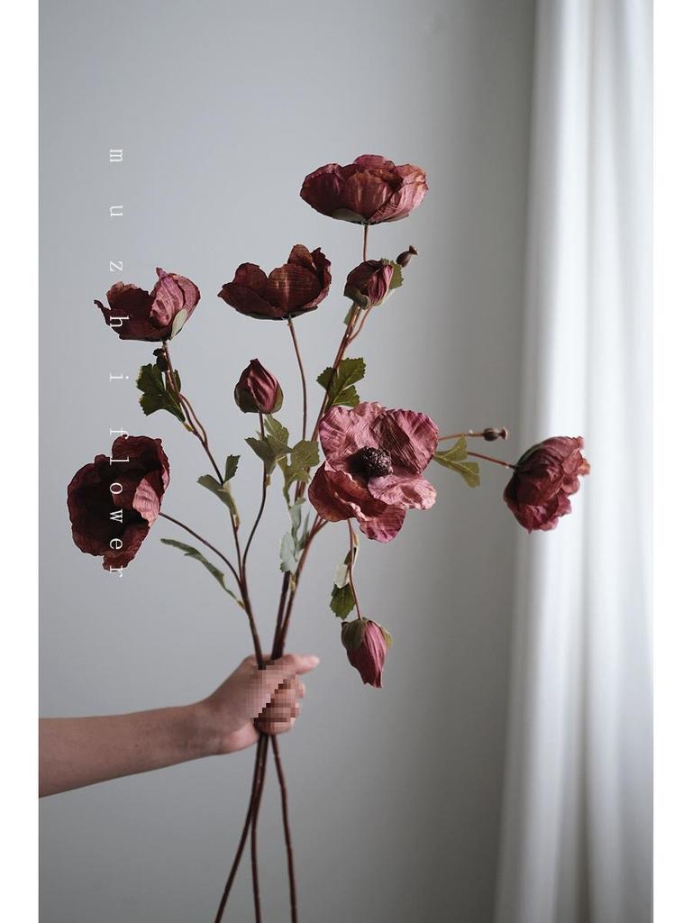 Vallmo Konstblommor - Lyxig Blomsterbukett för Vardagsrumsinredning