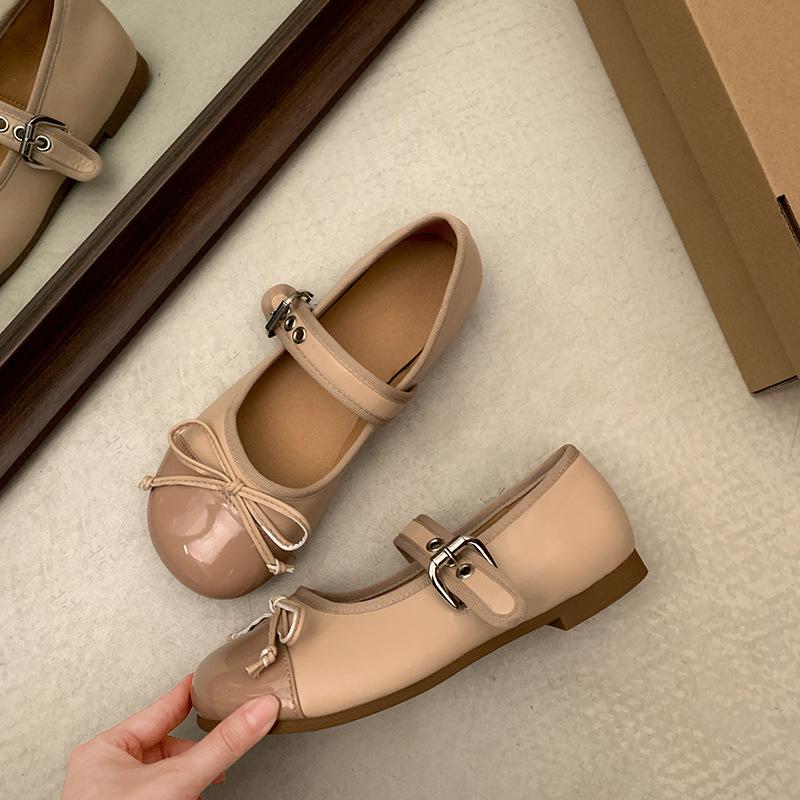 

Красные ретро французские туфли на плоской подошве женские 2025 новая весна универсальные юбка мелкий вырез Мэри Джейн туфли 40 хаки