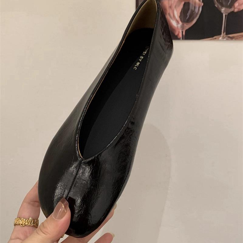 

Fashion SUOJIALUN 2025 Autumn Flat Heel Women Boat Shoes Fashion Round Toe Shallow Slip On Ladies Casual Soft Heel Dress Single Shoes 39 чёрный