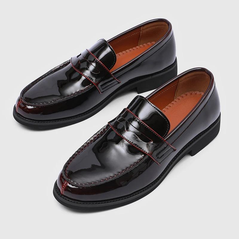 Hot Luxury Slip On Dress Shoes Men Genuine Leather Italian Loafer Shoes For Men Black Patent Leather Formal Oxford Men Wedding