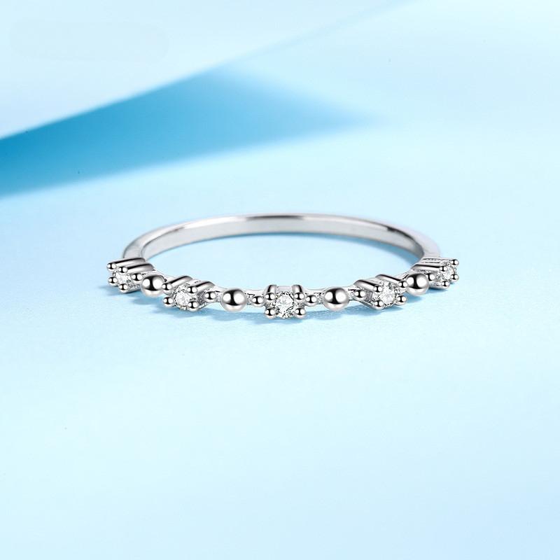 Ring Moissanite platinabelagt PT950 Sterling sølv smykker Utsøkt liten jente bursdagsring høykvalitets gave med eske