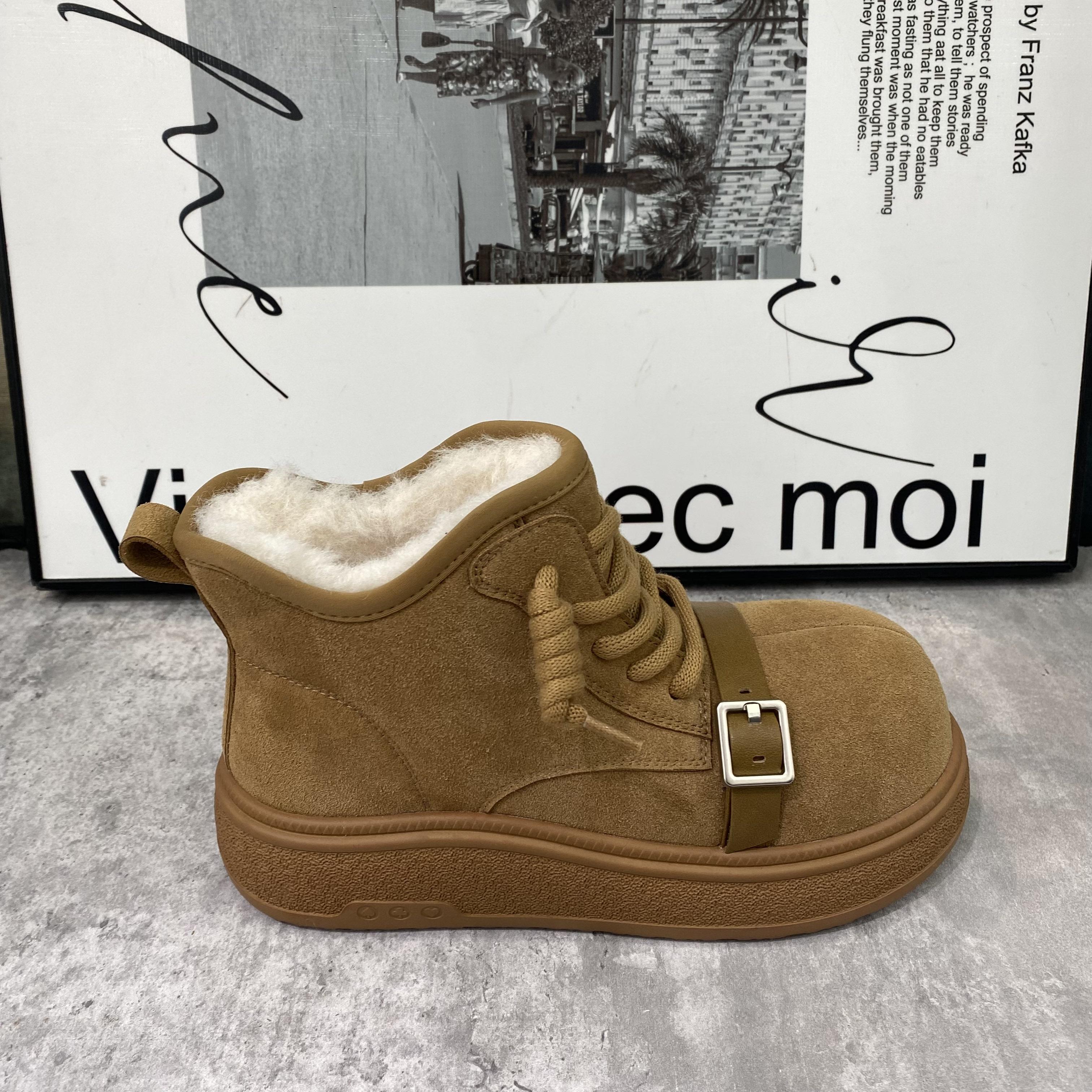 

Winter women s shoes non-slip thick-soled wool snow boots leather thick cotton women s tide boots women s large cotton shoes women s tide boots 40