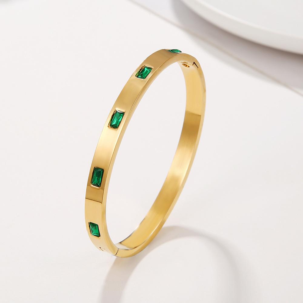 Modern Vintage Titanium Steel Bracelet For Women With Green Zircon For Casual Wear