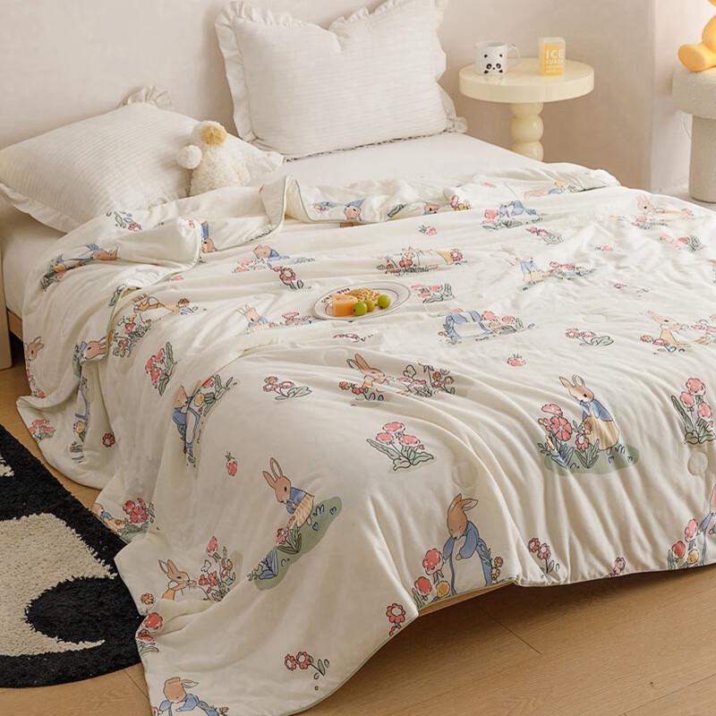 

LISMA Soy Fiber Knitted All-Season Quilt - AC Garden Rabbit Design