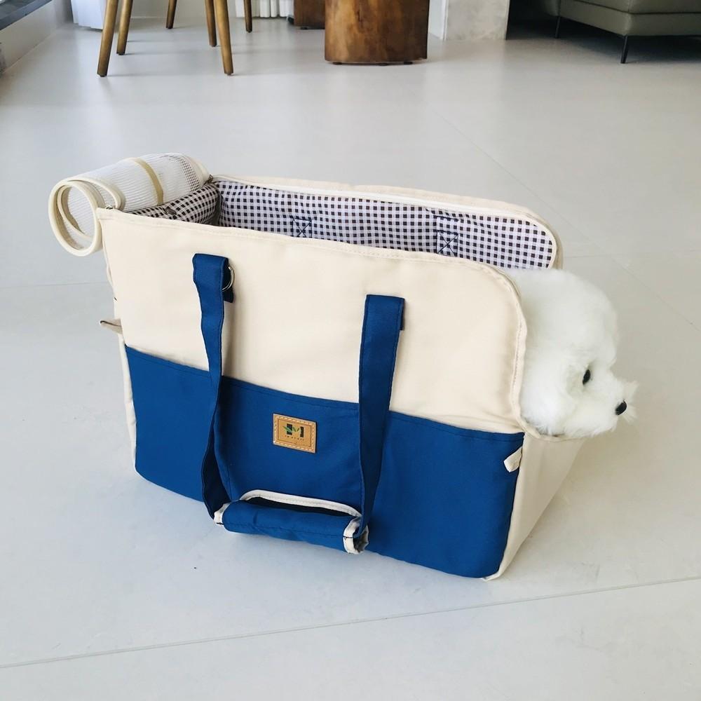 

Safety Straps Portable Pet Travel Carrier Soft Non-Slip Cat Carrier Bag Breathable Handheld Pet Handbag Car Travel