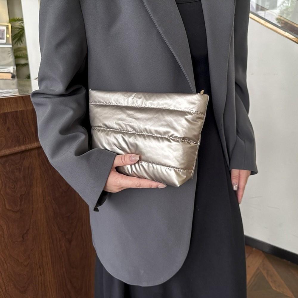 Fashion Solid Color Cosmetic Bag Large Capacity Fluffy Quilted Toiletry Pouch Zipper Nylon Women Clutch Bag