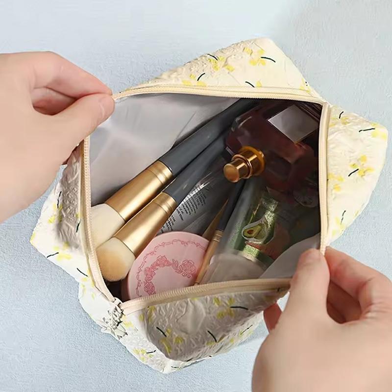 Floral Makeup Bag Cosmetic Organizer Bag Zipper Closure Cosmetic Holder Bag Multifunctional Travel Mountaineering Bag Gifts