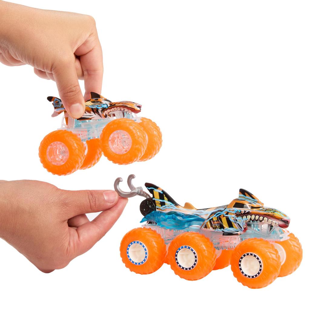 Hot Wheels Monster Truck Transporter Set Vehicle Toy Mini Car 4 Units Ages 3 and Up HYJ29 Blue/Orange