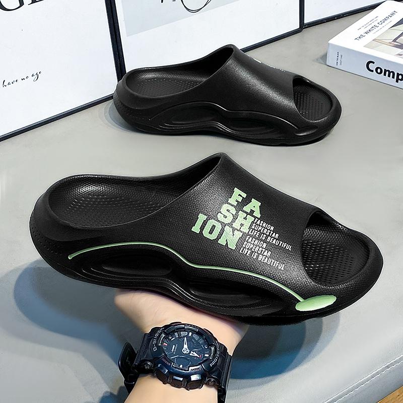 Fashion 2025 New Men's Slippers Outdoor Summer Trend Beachwear Sensation Youth Sports Dual-use Sandals Comfortable Rubber Sole
