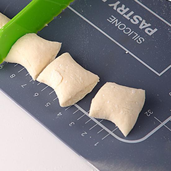 Useful Non-Fading Baking Lightweight Cookie Cake Baking Mat Tool for Kitchen Dough Rolling Pad