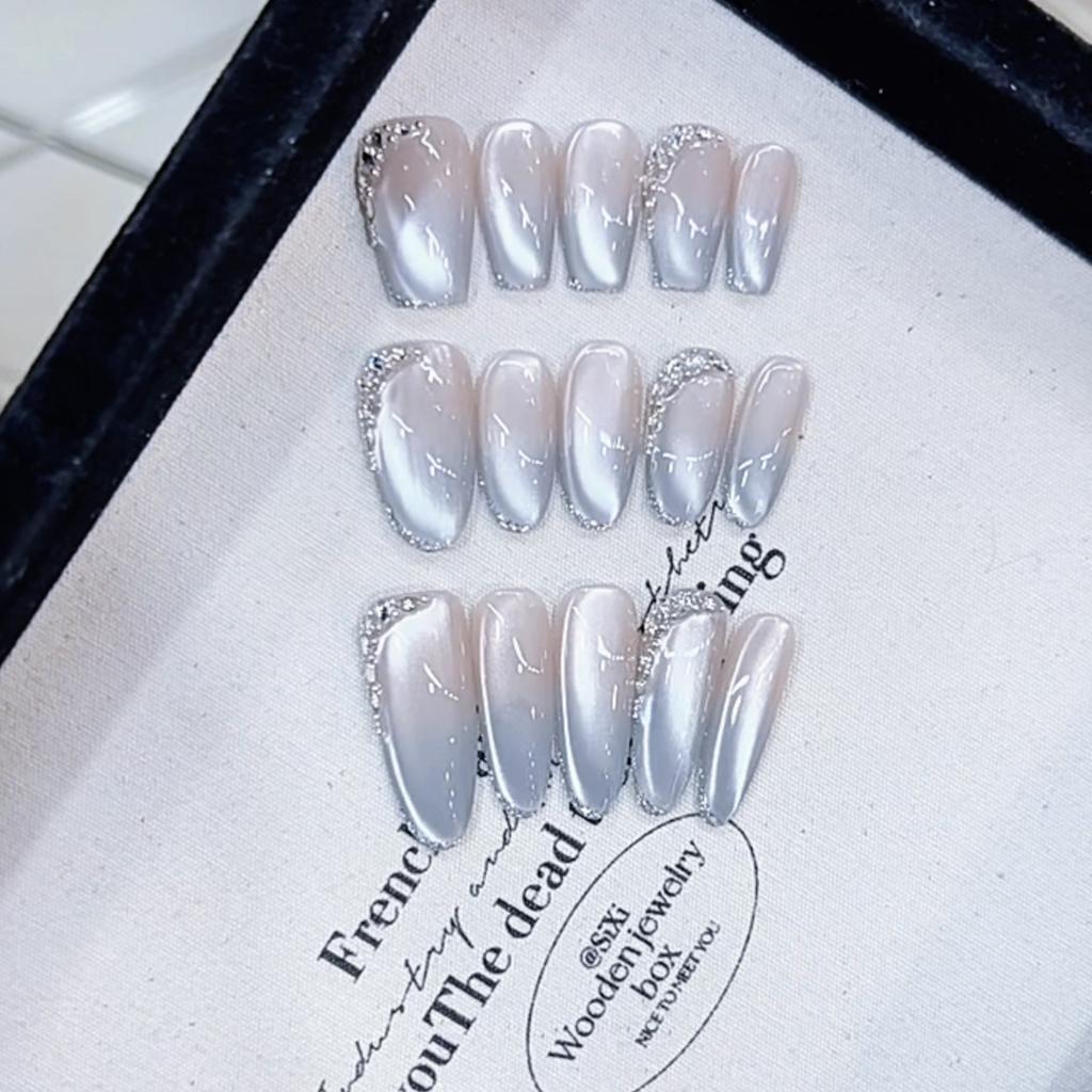 Pure Hand-dressed Armor Spring and Summer New Sea Salt Moonlight Ice-transparent Cat Eye Pure Lustful Nail Sticker