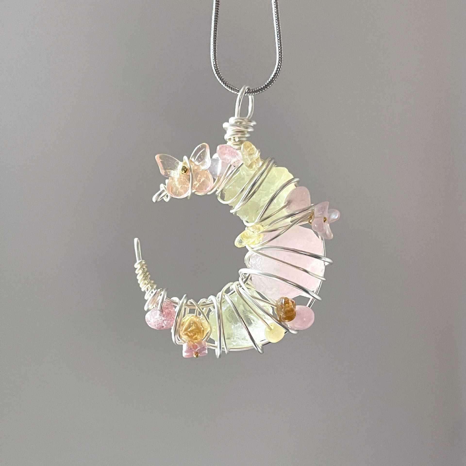 character nature Gemstone Crystal moon shape winding art pendant Raw Stone short Necklace fashion jewelry for male or female розовый