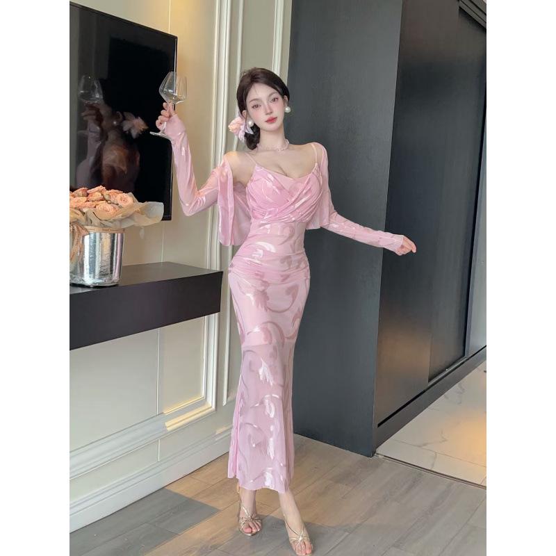 Elegantes Nachtclub-Temperament Cardigan & Sexy Träger-Abendkleid Set