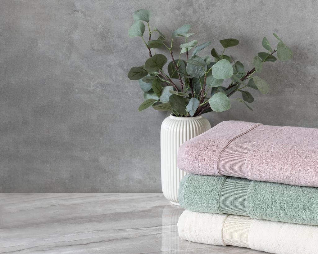 Towel 50x90 rocco amaranth 600g 100% cotton