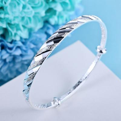 Jewelry New Clothing Accessories Women's Bracelet Meteor Shower Pattern Push Pull Bracelet Silver Plated Bracelet
