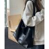 Large Capacity New Tote Bag Women Simplicity Soft Leather Shoulder Bags Lady Vintage Lightweight Commute Versatile Messenger Bag