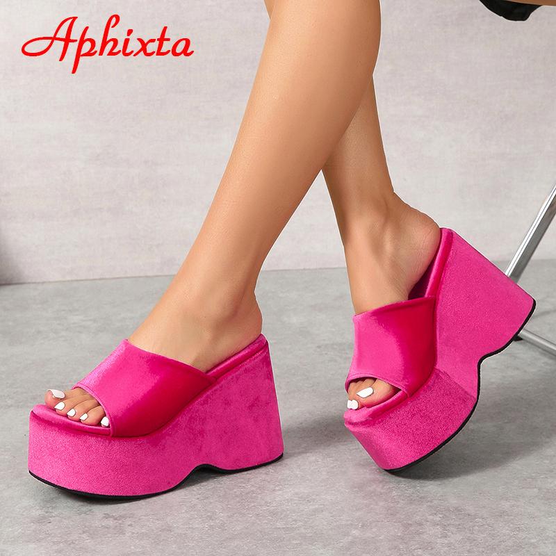 Aphixta 2025 Letní Pantofle na Silné Platformě Dámské Boty Růžovočervená Strečová Tkanina Hedvábné Žabky Klínkové Boty Plážové Pantofle