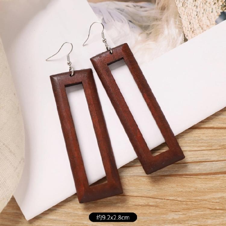 Elegant Wooden Earrings Geometric Design Lightweight And Comfortable Great For Enhancing Fall And Winter Fashion Styles