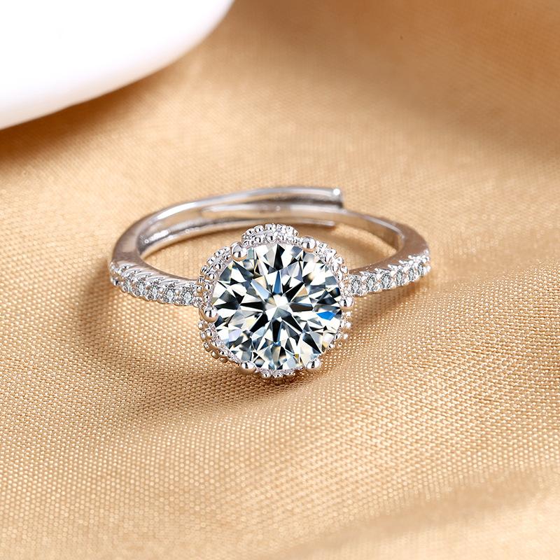 New Fashion Ring Geometric 2 Carat Diamond Ring Female Six-claw Crown Open Ring Jewelry