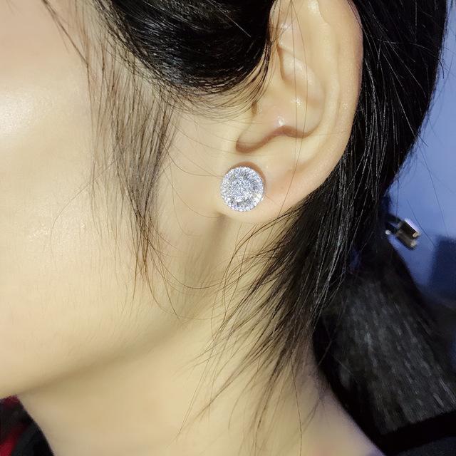 

18K Anting-Anting Kancing Emas Putih untuk Wanita Mode Kantor Pernikahan Batu Permata Perhiasan Halus Putih Emas Garnet Orectile Anak Perempuan perak