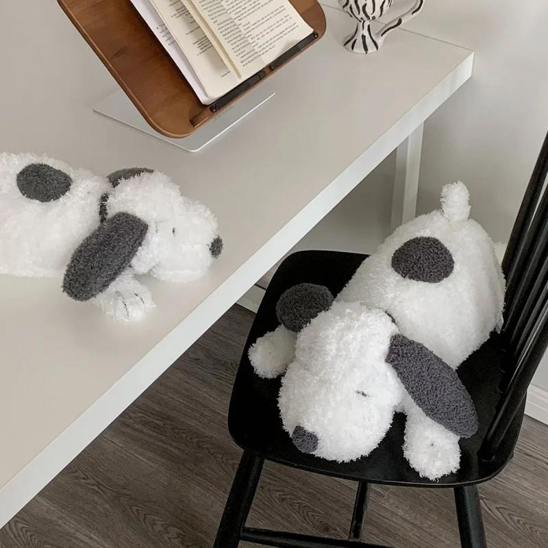 Big Size Snoopy Plush Toy White Dog Soft Pillow Snoopy Plush Doll Cartoon Animal Birthday Gift for Girlfriend Kids Decoration