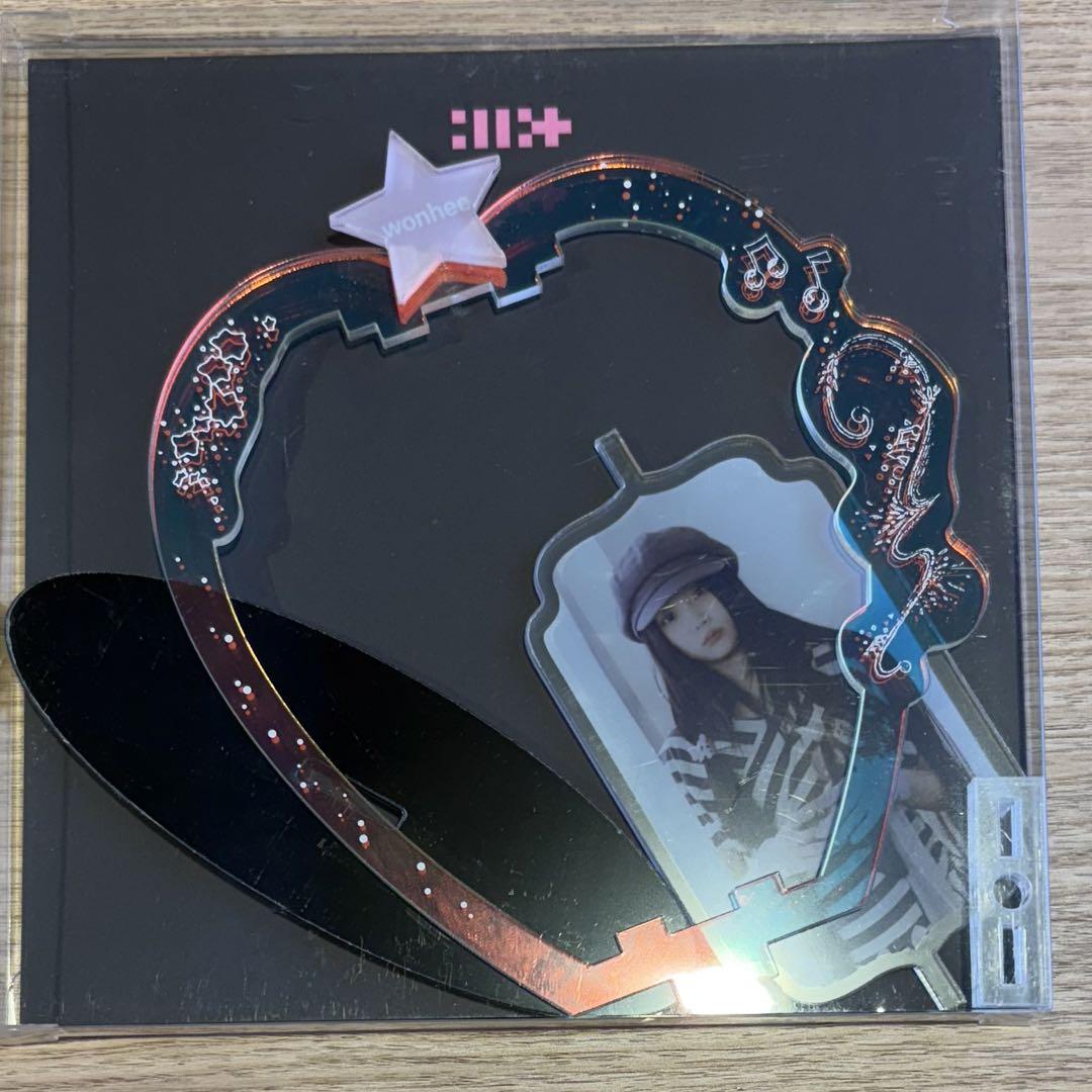 

[USED] ILLIT BOMB Pop-up MD Acrylic Stand Wonhee