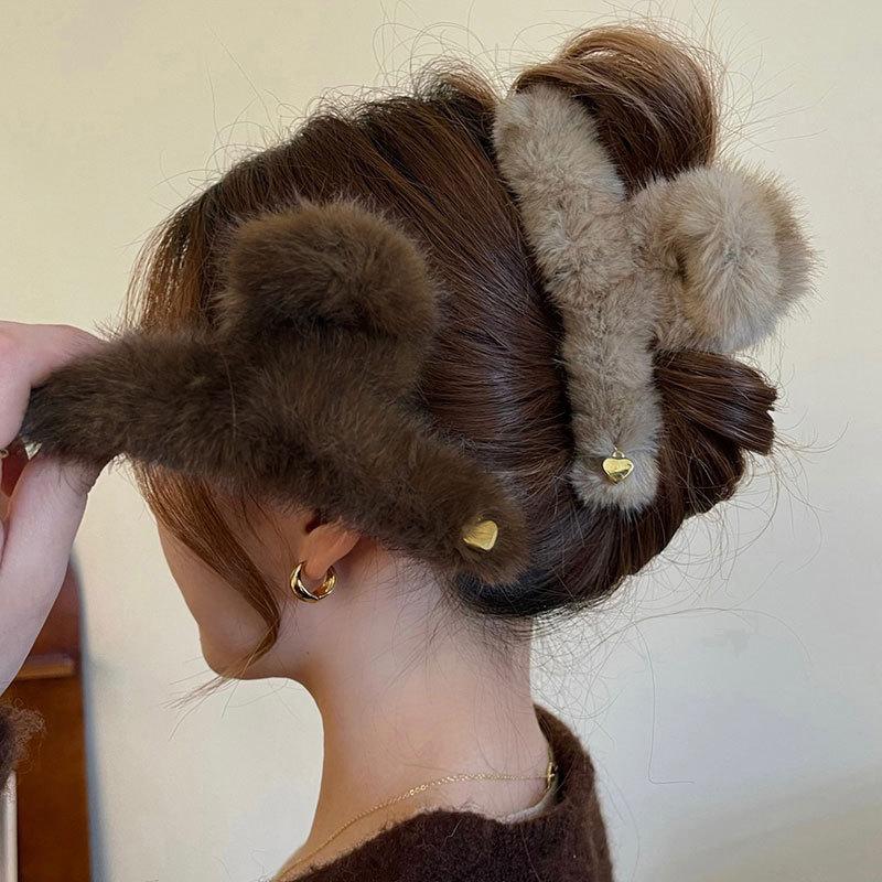 Plush Hair Clip Autumn Winter Woman Hair Accessories Large Shark Clips  Girls Headwear Korean Female Headdress