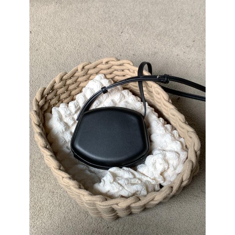 

Ретро мини-сумка, дизайн с узором под камень, наплечная сумка-седло, нишевый хай-энд, модный стиль, сумка-мессенджер.