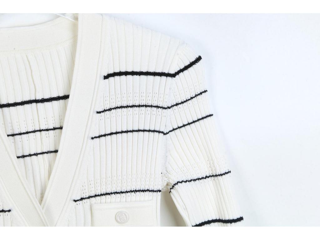 Zhuoya French Socialite V-Neck Stripe Ruffle Hem Elegant Long Dress for Women (2025)