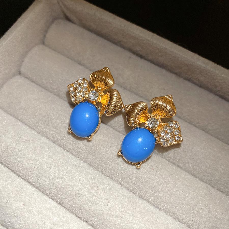 Vintage Crystal Leaf Earrings Exquisite Luxury Ear Jewelry for Women