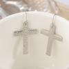Vintage Silvery Plated Cross Shaped Dangle Earrings Women's Classic Hammer Pattern Handmade Pendant Earrings Jewelry Accessories