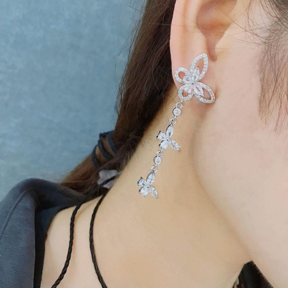 Elegant Butterfly Dangle Earrings AB Asymmetrical Design Luxury Rhinestone Earrings for Women