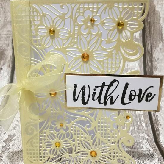 Kwiatowa ramka do cięcia metalu wykrojniki album do scrapbookingu DIY kartki z życzeniami Album wzornik