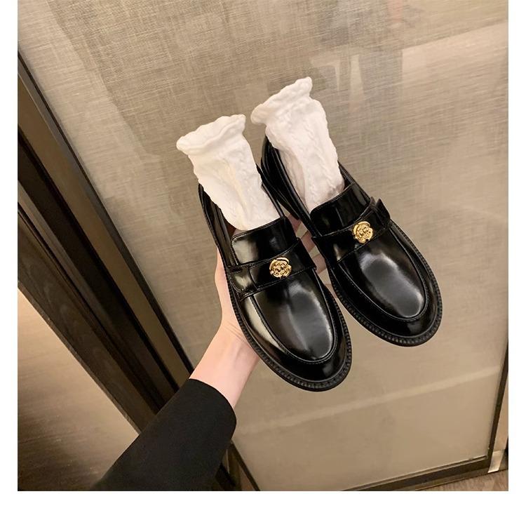 Women's Chunky Heel Gold Coin Loafers: Round Toe, Soft Sole, Slip-On Single Shoes for Autumn/Winter.