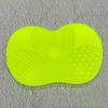 Czysta kolorowa silikonowa podkładka do szorowania Apple z przyssawką antypoślizgowa mała podkładka do czyszczenia pędzli do makijażu