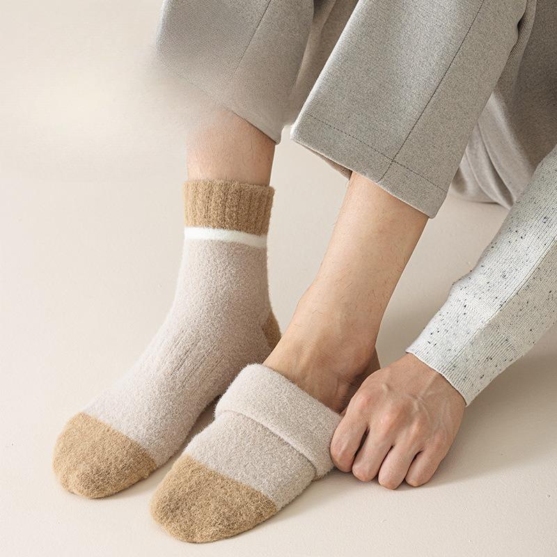 Men's Thick and Warm Short Socks for Autumn and Winter, Simple and Versatile Men's Mid-calf Socks in Multiple Colors
