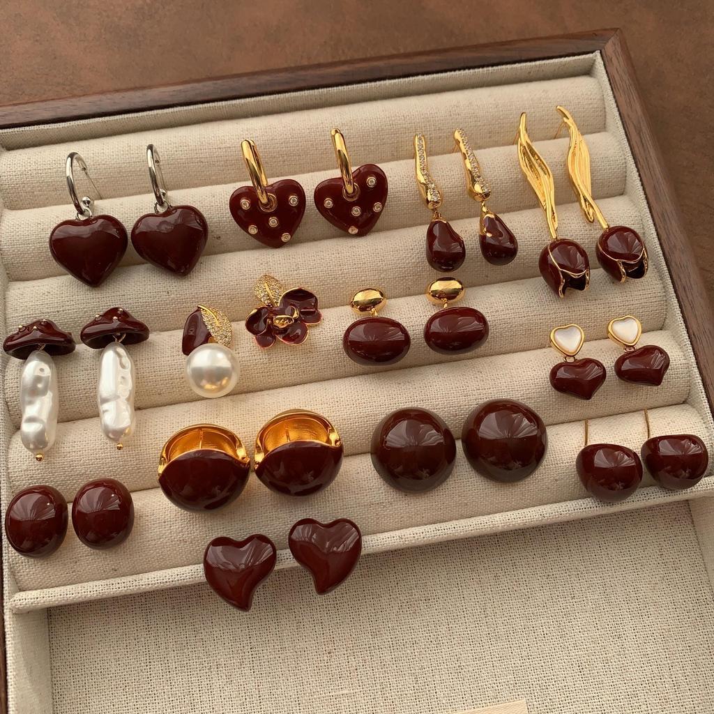 Simple Burgundy Enamel Stud Earrings Cute High Sense Versatile Sweet Romantic Niche Earrings Autumn And Winter