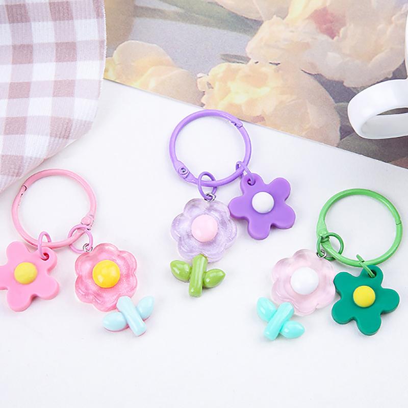 Klíčenka s květinovým vzorem v barvách bonbónů Klíčenka s květinovým vzorem v barvách bonbónů Přívěsek na batoh Dekorace na pouzdro na sluchátka Příslušenství na klíče od auta