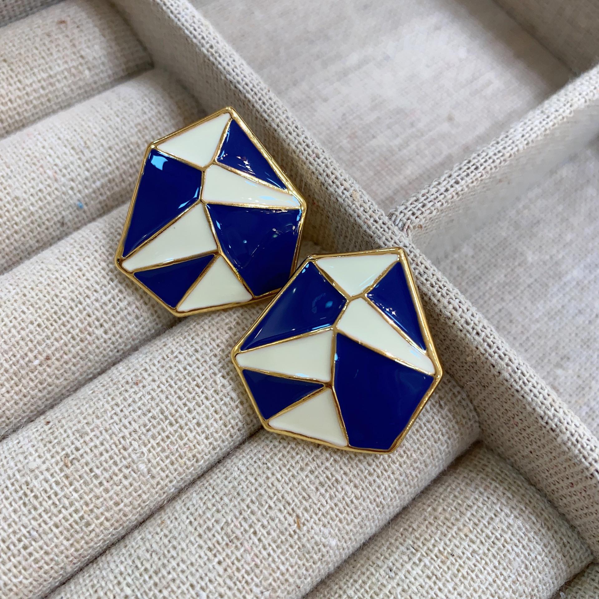 

Niche Geometric Irregular Color Block Earrings - Japanese/Korean Style