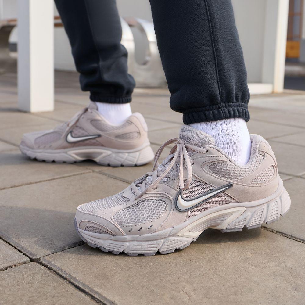 

Nike V5 RNR Лунная Частица Светло-Коричневый 48.5