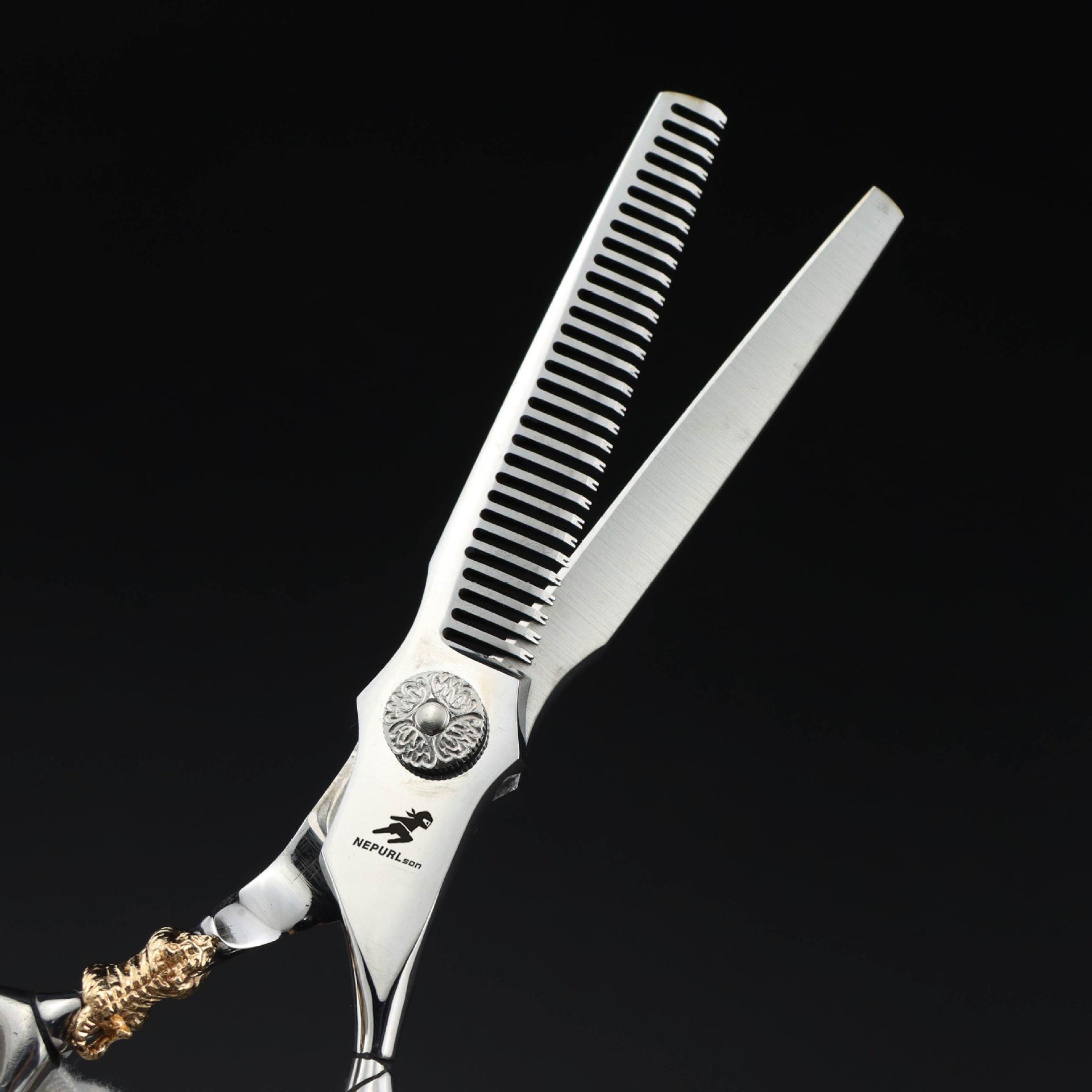 6-Inch Bamboo Handle Little Golden Tiger Straight Serrated Hairdressing Shears