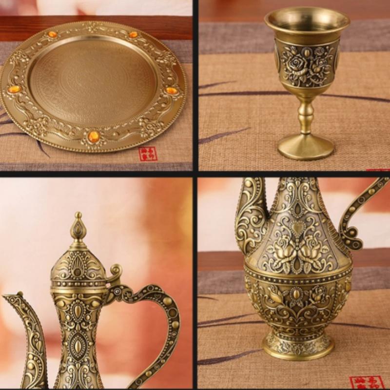 Exquisite Vintage Wine Glass, European Wine Set, Alloy Home Wine Pot Wine Glass Set, Creative Home Living Room Decoration,1Set