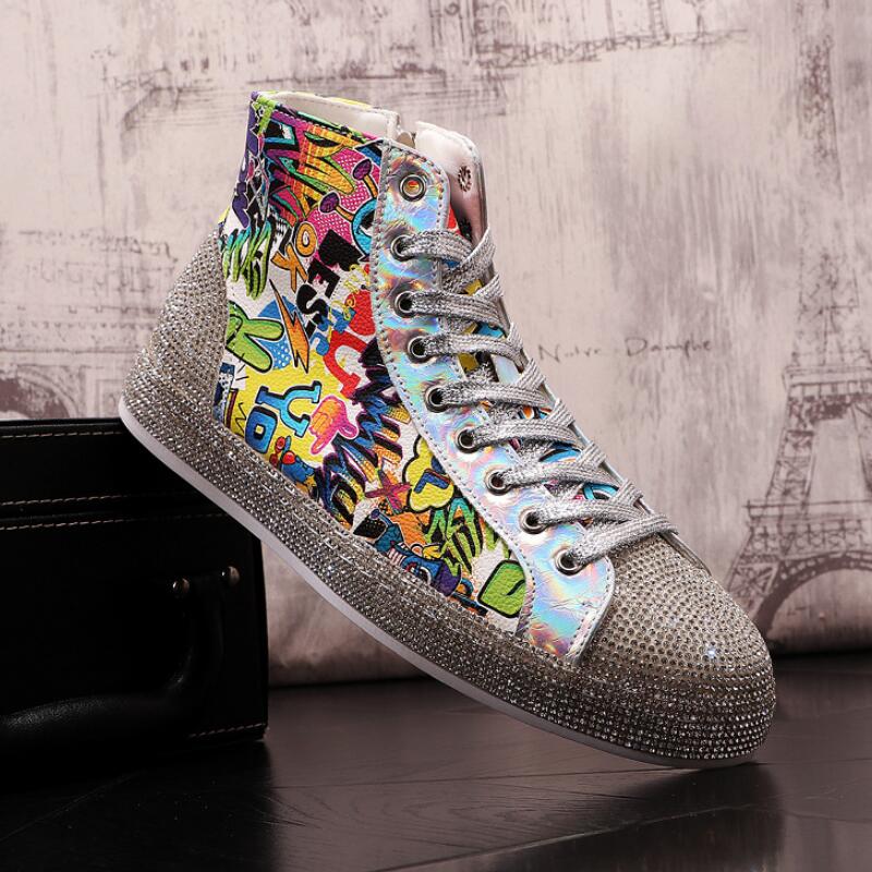 Fashion New Men High Top Ironing Dril Graffiti Board Spirit of Th E Young Man Dazzle Color Leather Low-top Casual Shoes A8