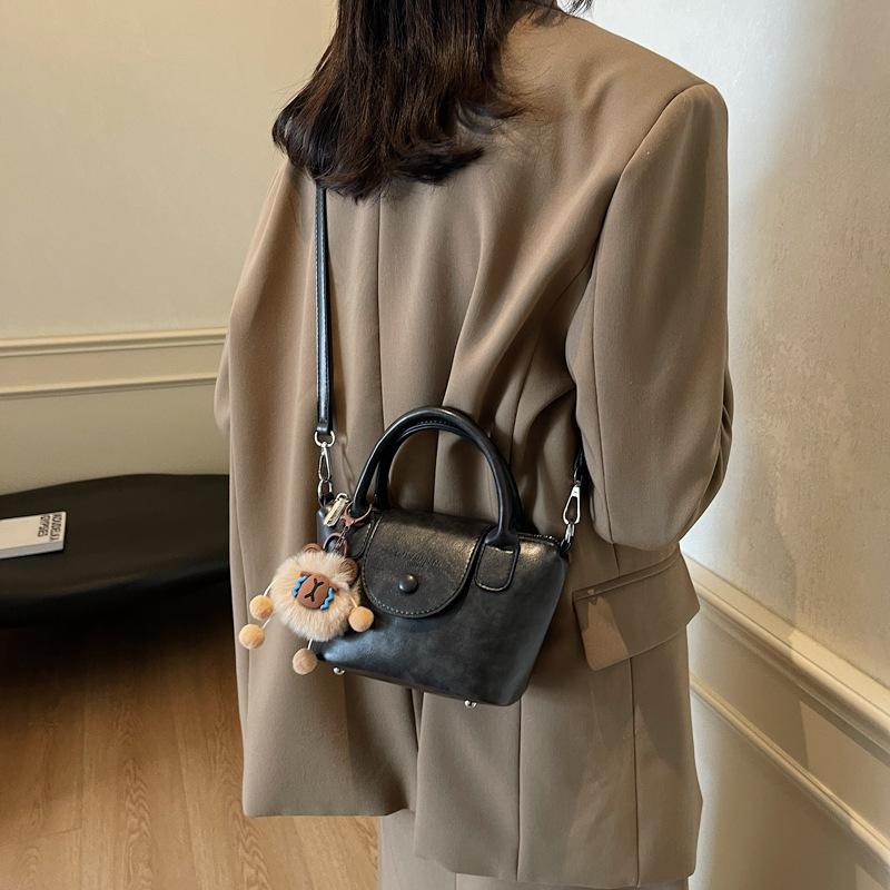 

Высококлассная сумка-тоут с плиссированной текстурой, женская 2025, нишевый дизайн, сумка-мессенджер Xiang для поездок на работу, универсальная сумка через плечо 21*10*13