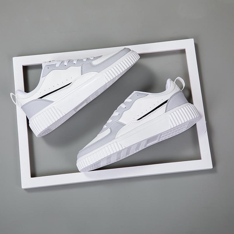 Autumn New Fashionable and Versatile Casual White Sports Shoes Four Season Anti Slip and Versatile Thick Soled White Men's Shoes