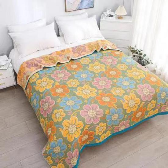 Washable Thickened Cotton-Polyester Floral Blanket Coverlet for All Seasons