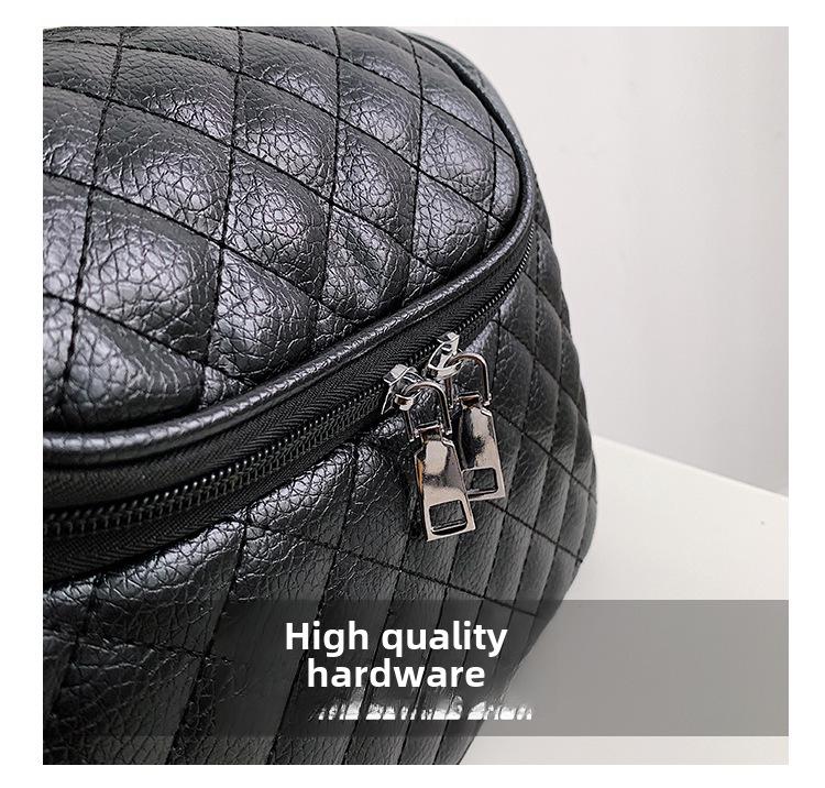 Stylish Travel Cosmetic Bag with Large Capacity and Hanging Hook