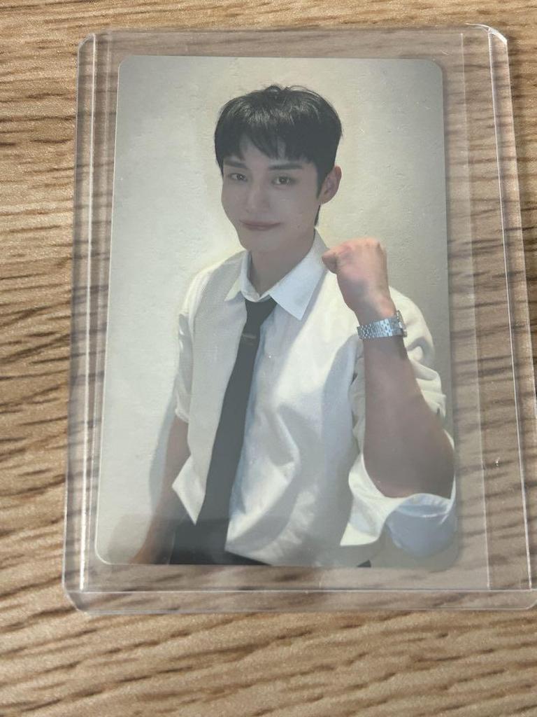 [USED] Kim Ji-woon Rock Paper Scissors Offline Event zb1