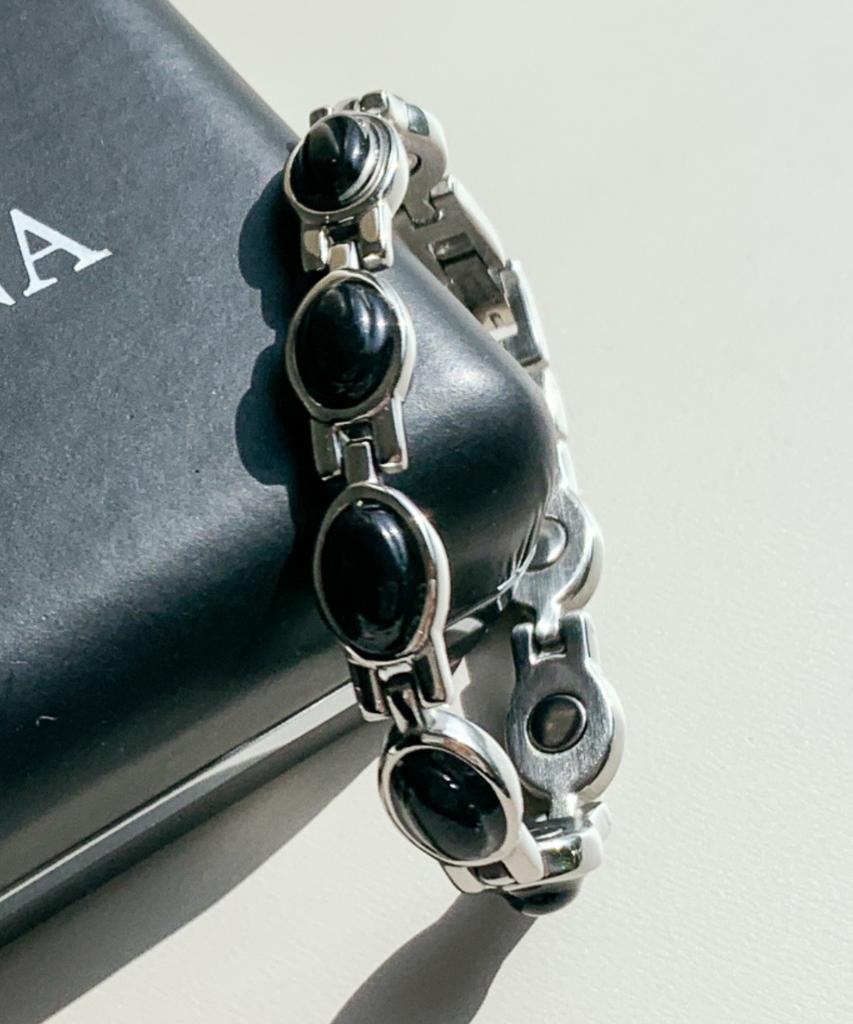 Sabona London 222 Lady Black Magnetic Bracelet