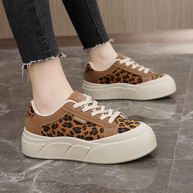 Móda 2025 Jaro Nové Boty Nízkého Střihu Prodyšné Bílé Boty Dámské Korejská Edice Ležérní Tenisky Módní A Všestranné Boty s Tlustou Podrážkou